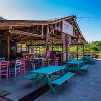 Concerts de rock à Lazy Days Canteen & Starry Nights Amphitheater, Ingram, TX Lazy Days Canteen & Starry Nights Amphitheater, Ingram, TX