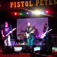 Concerts de rock à Pistol Pete's Brew & Cue, Auburn, CA Pistol Pete's Brew & Cue, Auburn, CA