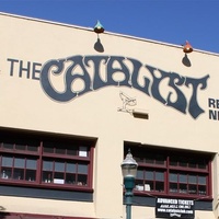 Concerts de rock à Atrium at The Catalyst, Santa Cruz, CA Atrium at The Catalyst, Santa Cruz, CA