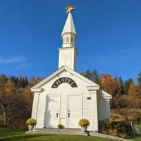 Concerts de rock à Dog Mountain Dog Chapel, St Johnsbury, VT Dog Mountain Dog Chapel, St Johnsbury, VT