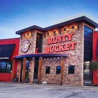 Concerts de rock à The Rusty Bucket BBQ and Tavern, Midland, TX The Rusty Bucket BBQ and Tavern, Midland, TX