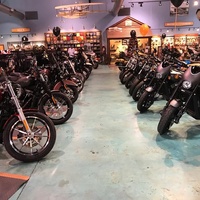 Concerts de rock à Outer Banks Harley-Davidson, Harbinger, NC Outer Banks Harley-Davidson, Harbinger, NC