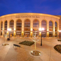 Concerts de rock à Foster Family Theater at Gallo Center, Modesto, CA Foster Family Theater at Gallo Center, Modesto, CA