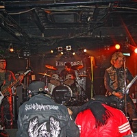 King Cobra, Osaka
