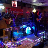 Concerts de rock à Riviera Roadhouse, Bullhead City, AZ Riviera Roadhouse, Bullhead City, AZ