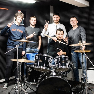 Naveka band 2025 Concerts de rock à Naveka band