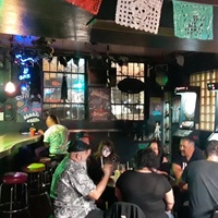 Concerts de rock à Bond’s 007 Rock Bar, San Antonio, TX Bond’s 007 Rock Bar, San Antonio, TX