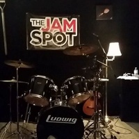 Concerts de rock à The Jam Spot Rehearsal Studio, Newmarket, ON The Jam Spot Rehearsal Studio, Newmarket, ON