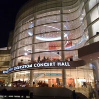 Concerts de rock à Renée and Henry Segerstrom Concert Hall, Costa Mesa, CA Renée and Henry Segerstrom Concert Hall, Costa Mesa, CA