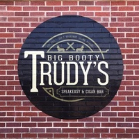 Concerts de rock à Big Booty Trudys Speakeasy and Cigar Bar, Salina, KS Big Booty Trudys Speakeasy and Cigar Bar, Salina, KS